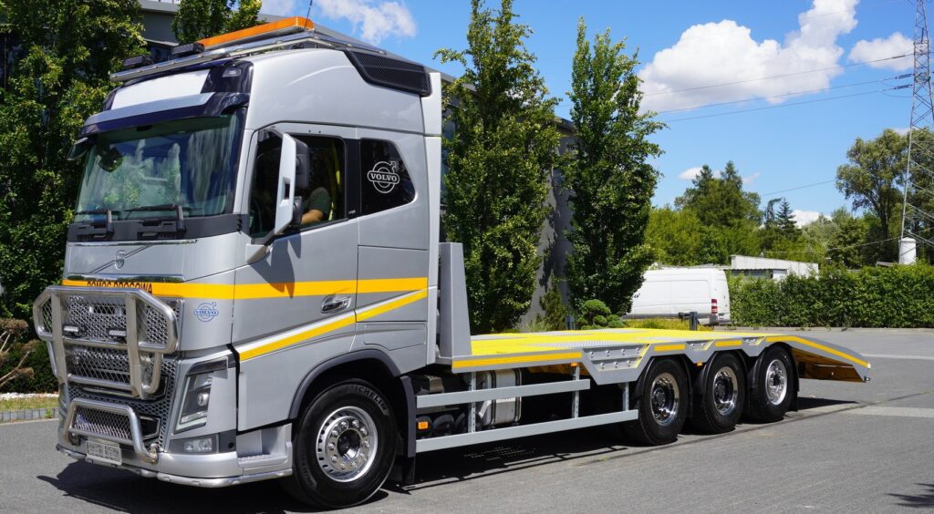 VOLVO FH 16 8×4 odťahovka