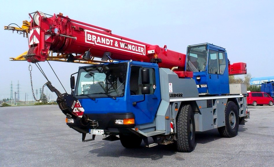 Liebherr LTM 1030