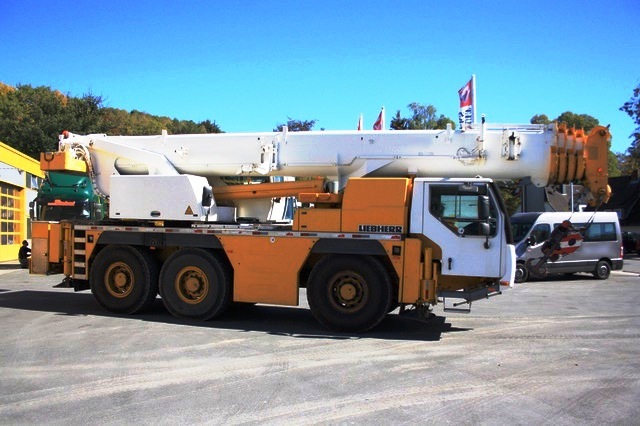 Liebherr LTM 1055-3.2